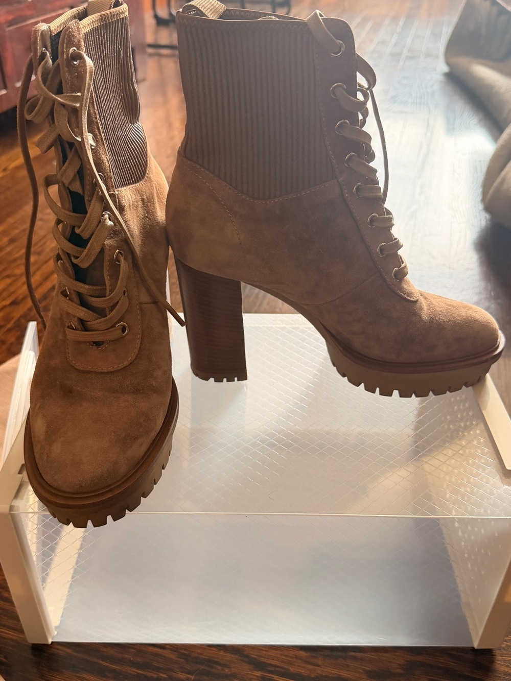 Gianvito Rossi Brown Suede Lace-Up Ankle Boots - Picture 2 of 5